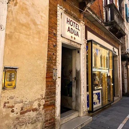 Hotel Adua