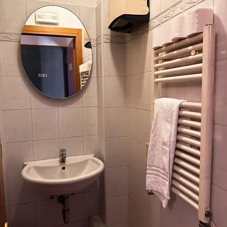 Adua 2* Venise